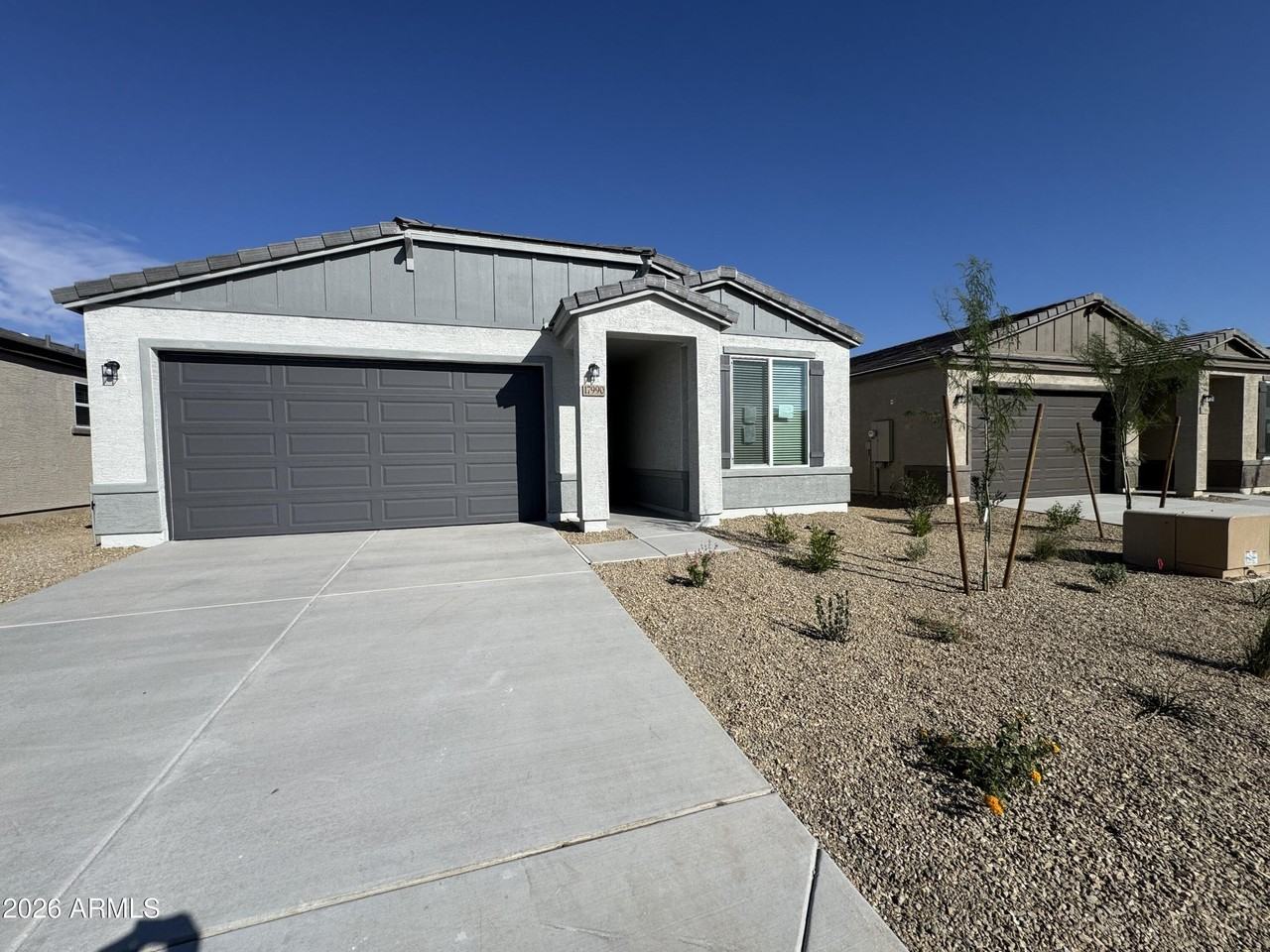 17990 W Sand Hills Dr - Photo 2 of 31