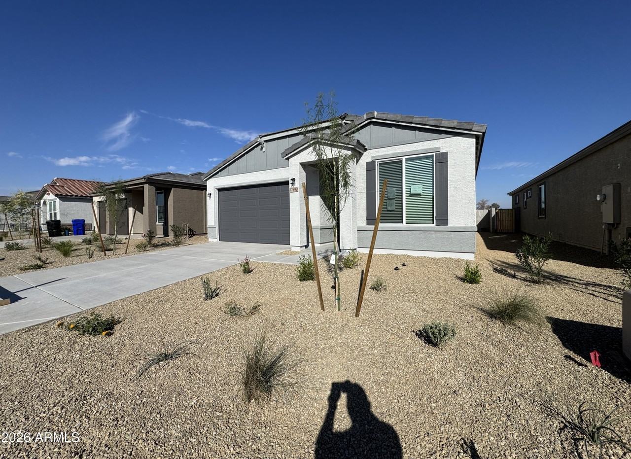 17990 W Sand Hills Dr - Photo 3 of 31