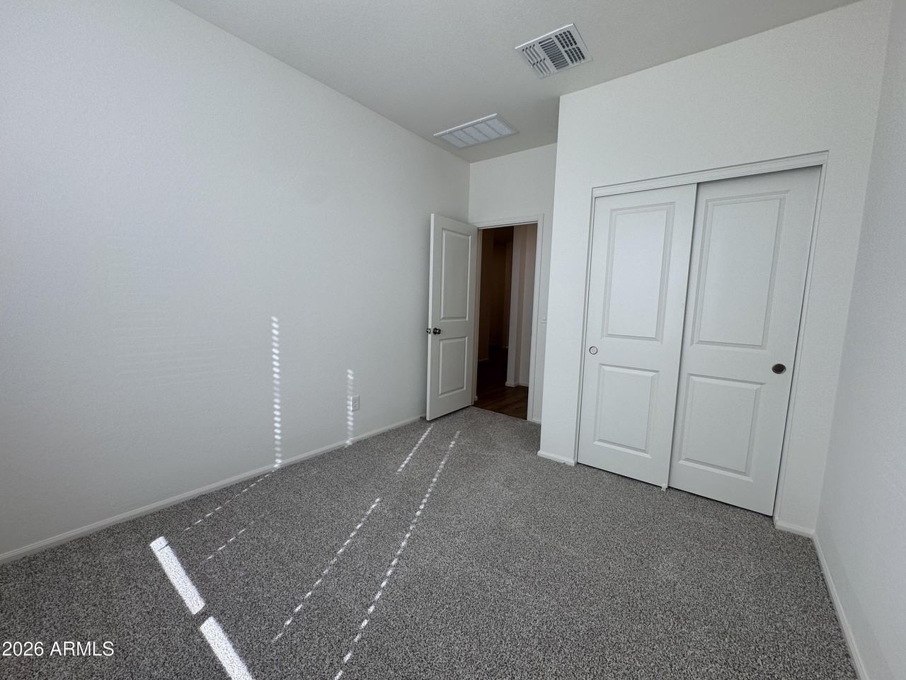 17990 W Sand Hills Dr - Photo 6 of 31