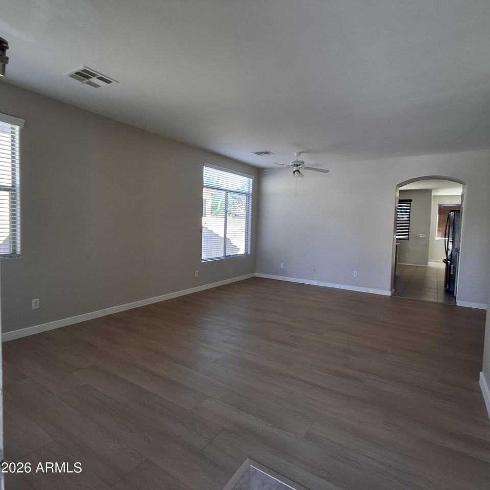 43947 W Palo Ceniza Way - Photo 6 of 35