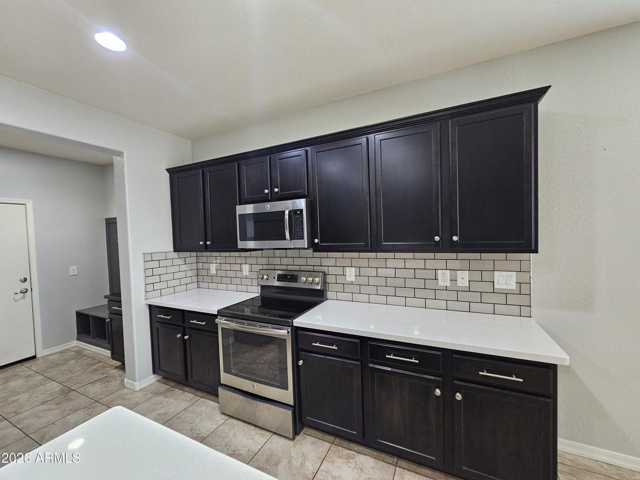 10155 W Los Gatos Dr - Photo 5 of 20