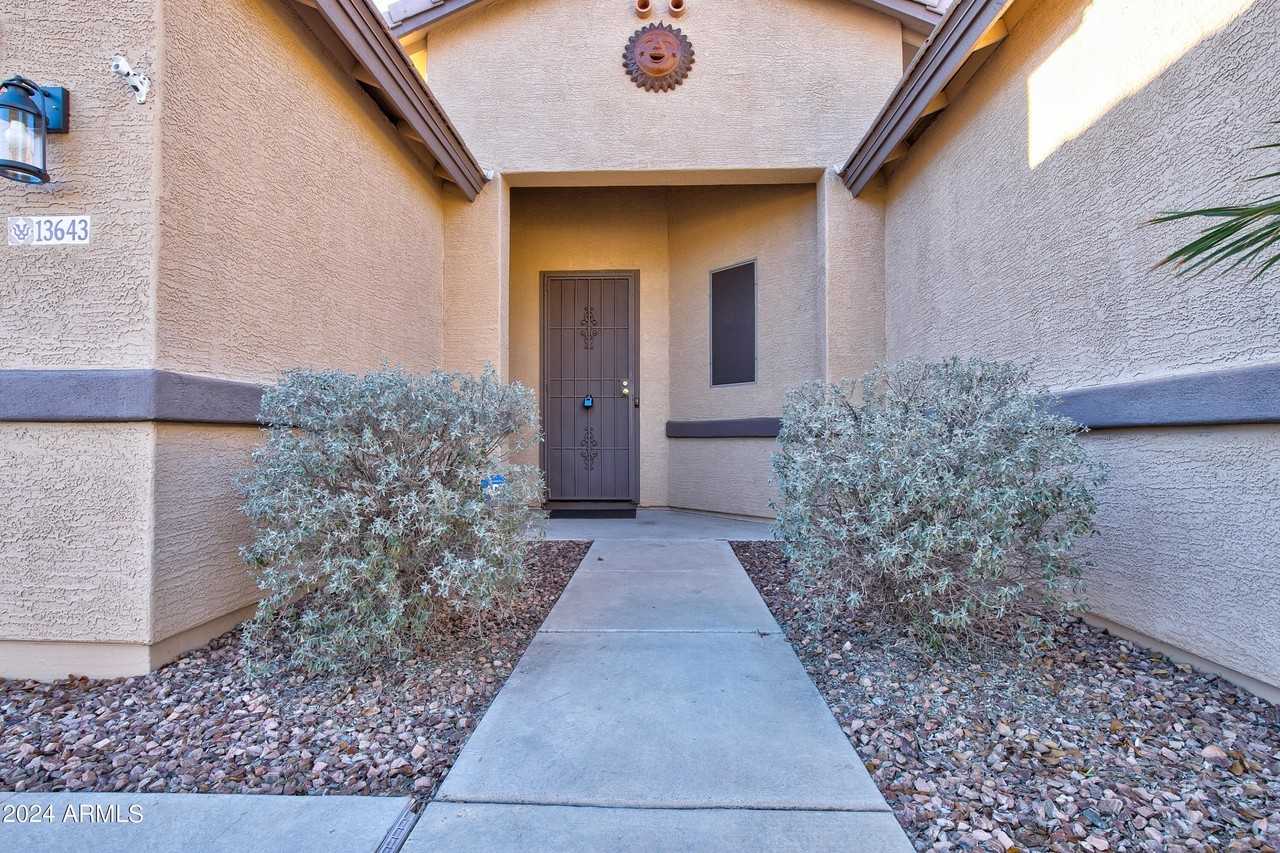 13643 W Country Gables Dr - Photo 6 of 37