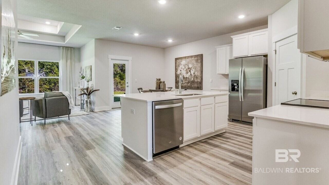 21250 Teluga Ave - Photo 2 of 9