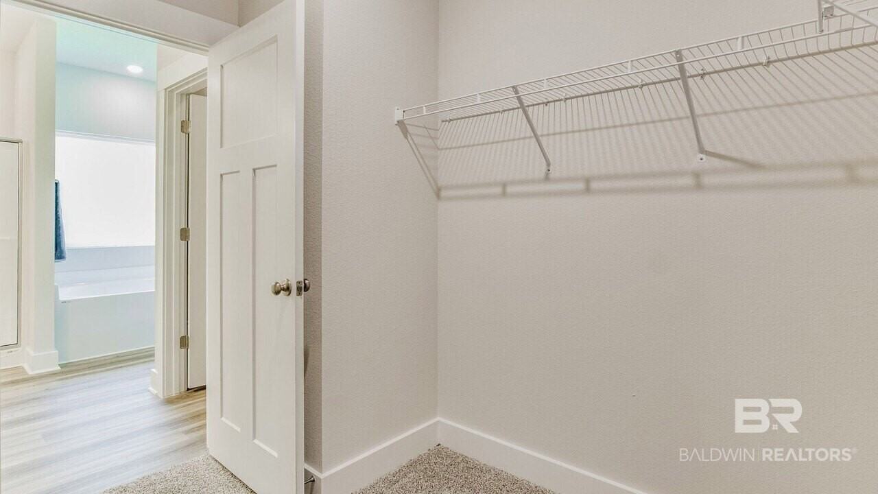 21250 Teluga Ave - Photo 5 of 9