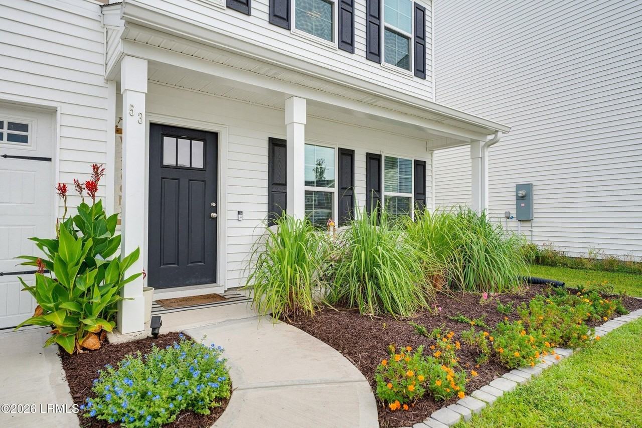 53 Cedarwood St - Photo 4 of 50