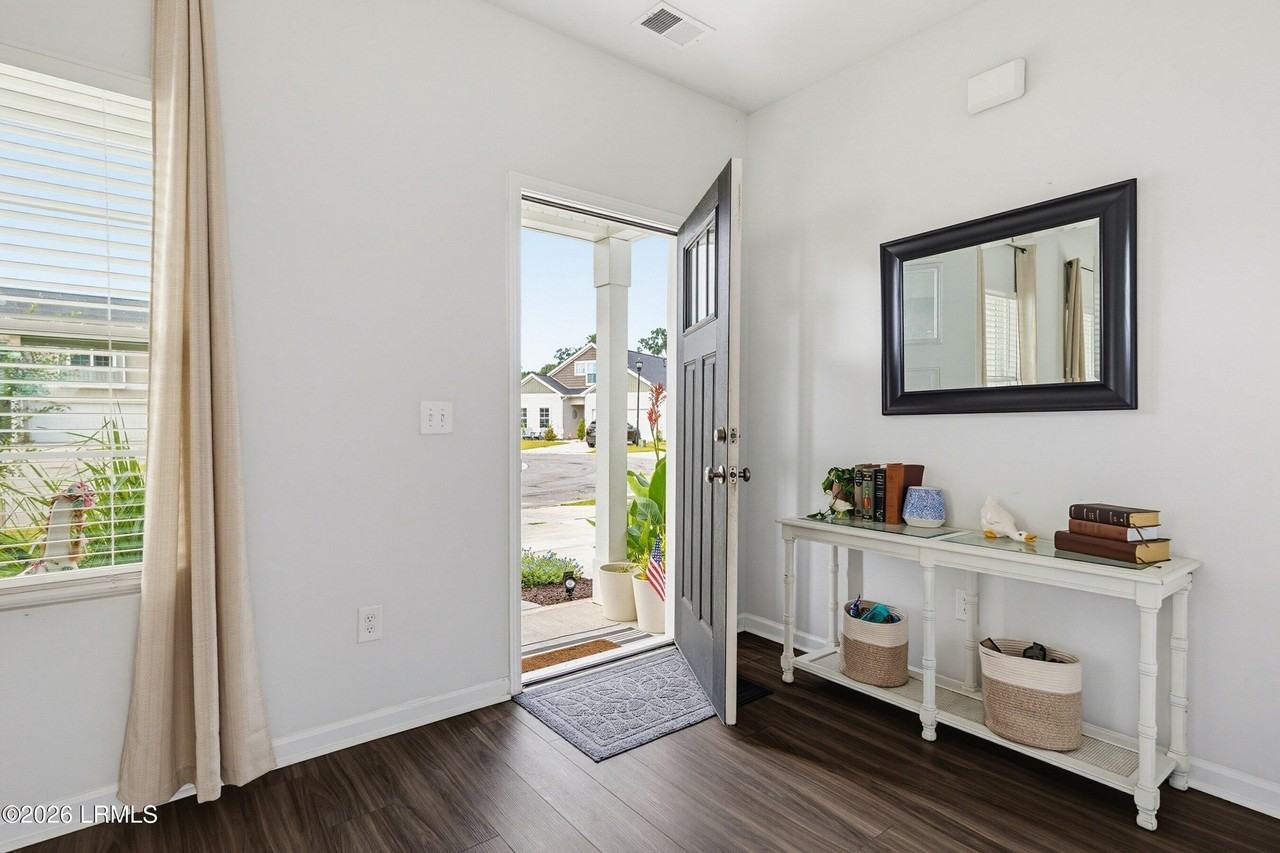 53 Cedarwood St - Photo 7 of 50
