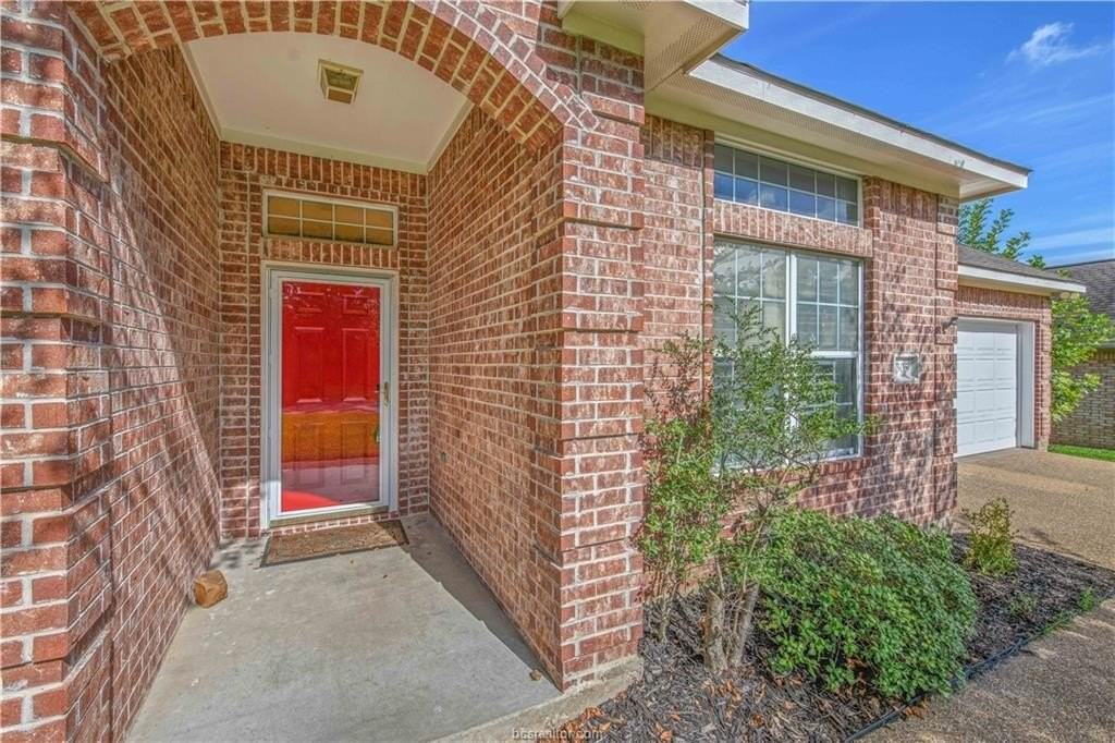 305 Stone Chase Ct - Photo 5 of 29