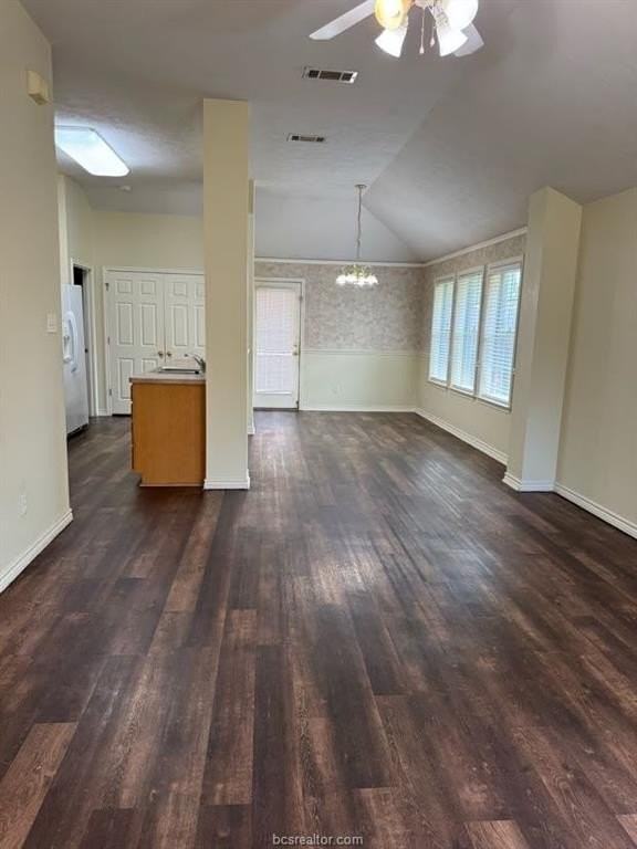1203 Arizona St - Photo 2 of 11