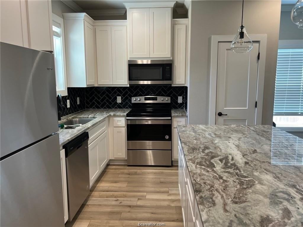4205 Aspen St - Photo 4 of 11