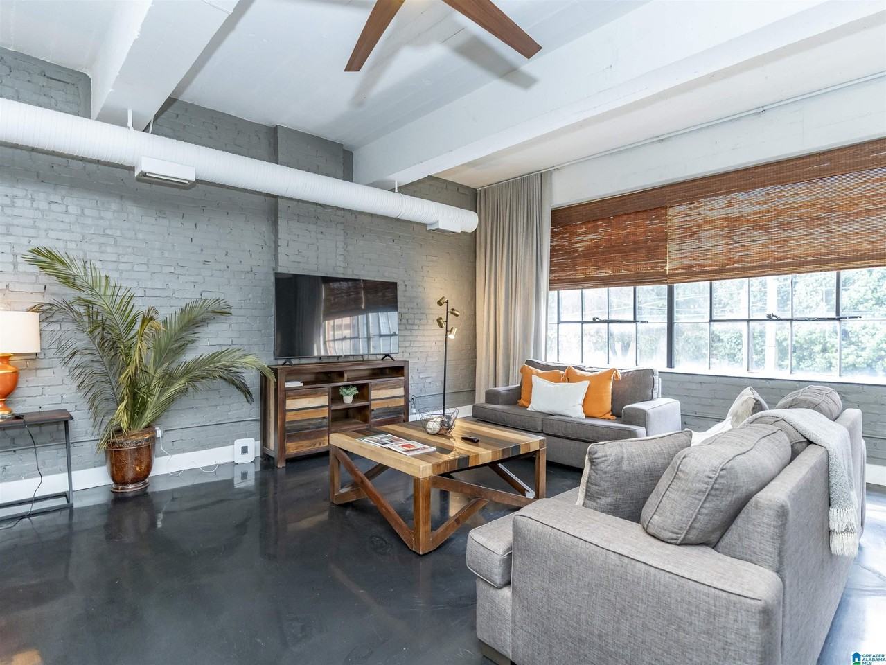 2327 Morris Ave #2C - Photo 4 of 50