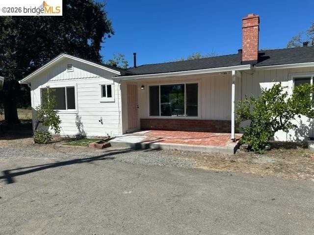 240 Cleaveland Rd #B - Photo 2 of 7