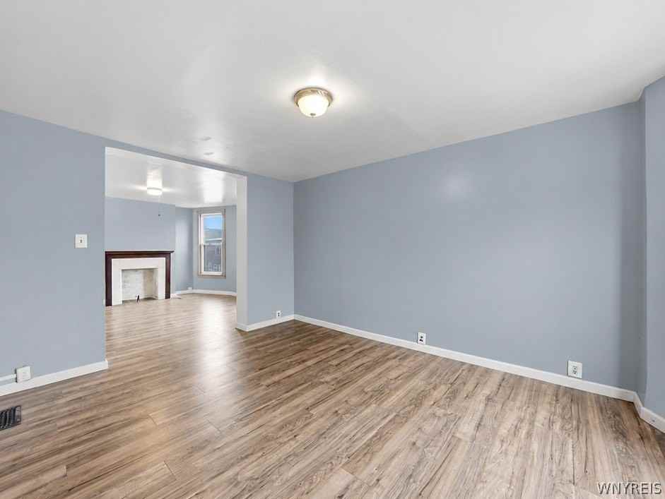 212 Lockwood Ave - Photo 6 of 10