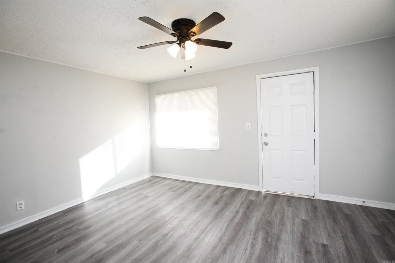 144 Central Ave - Photo 3 of 12