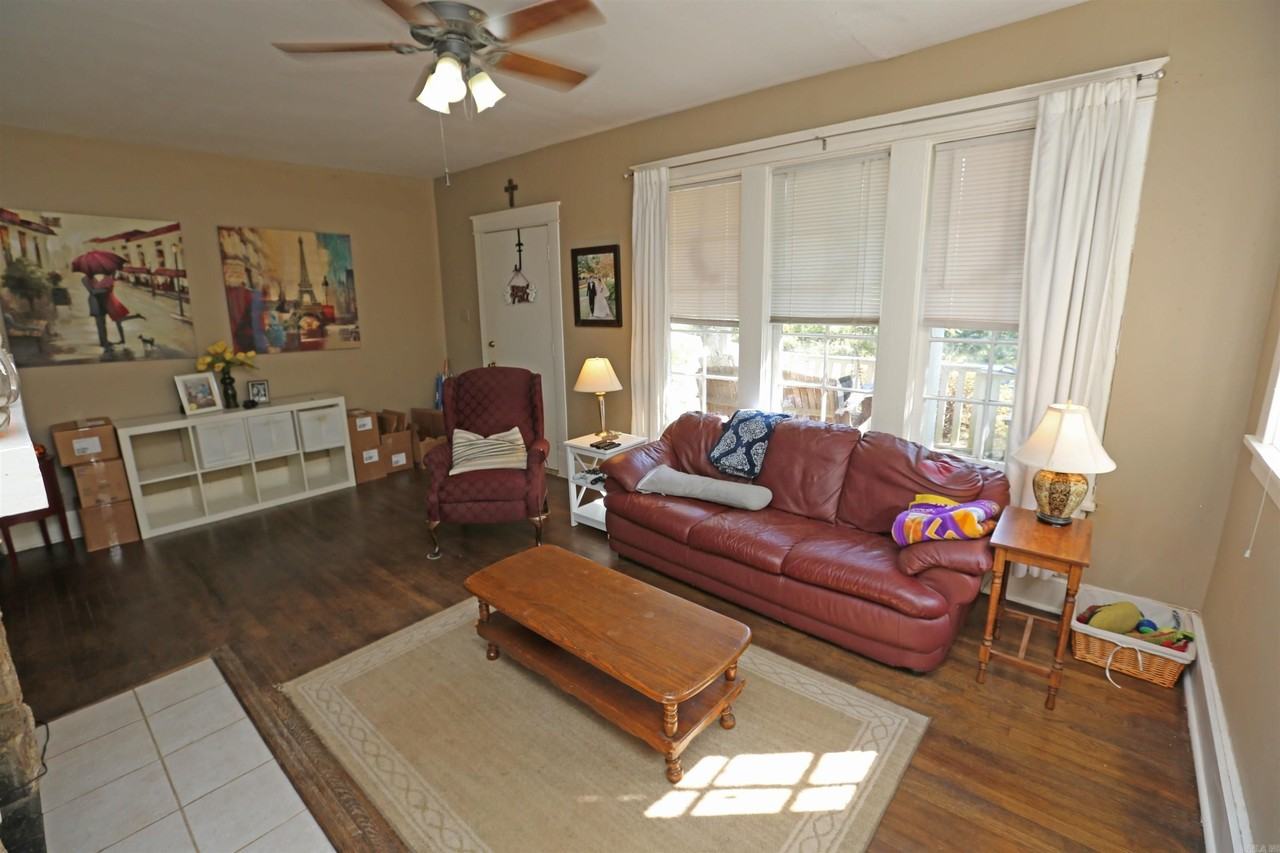 820 N Spruce St - Photo 4 of 22