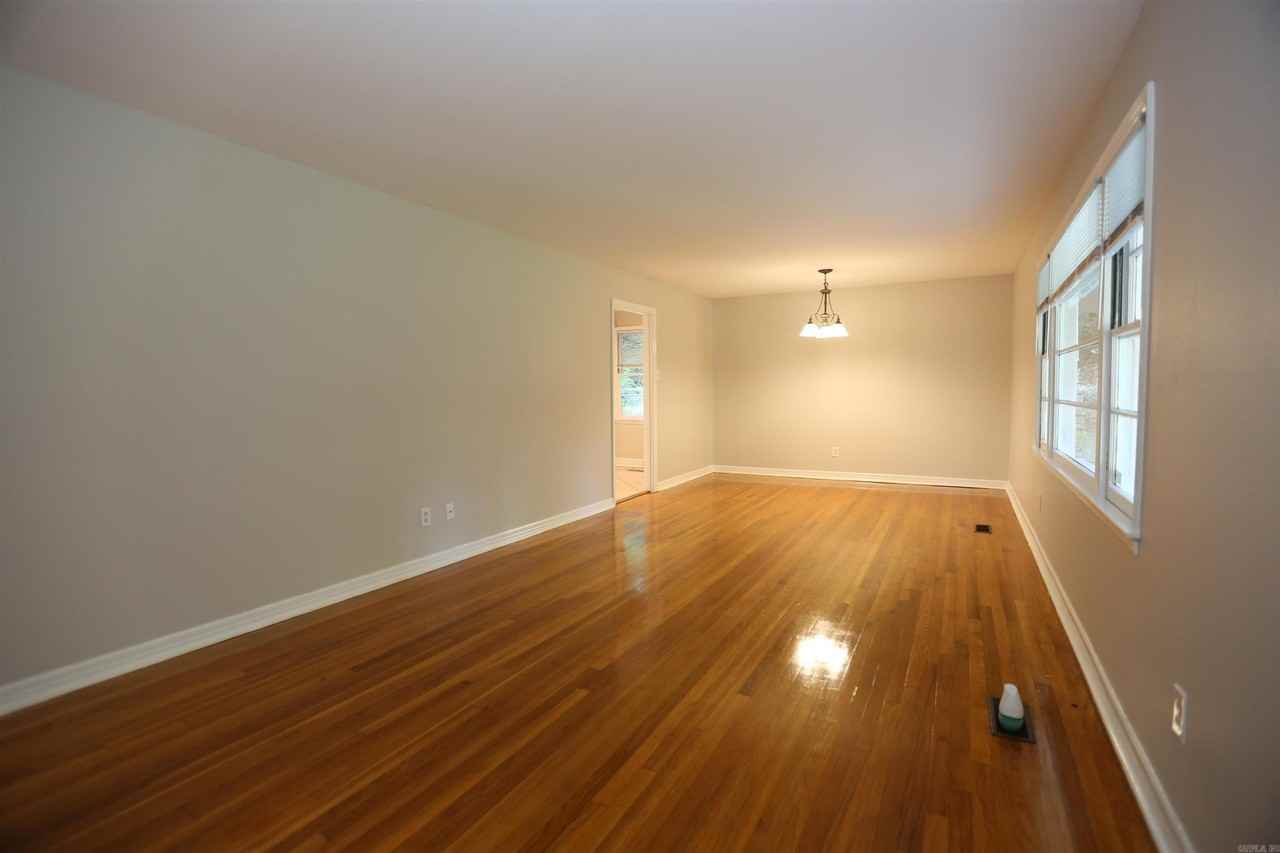 5623 L St - Photo 2 of 34