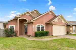 featured image of 14809 Columbia River Dr