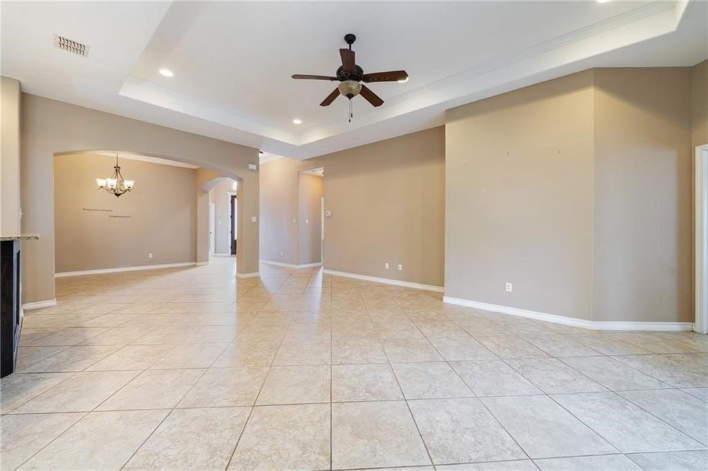 14809 Columbia River Dr - Photo 4 of 29