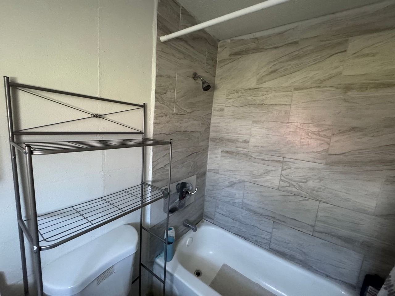 809 Mcgee St Ne - Photo 5 of 7
