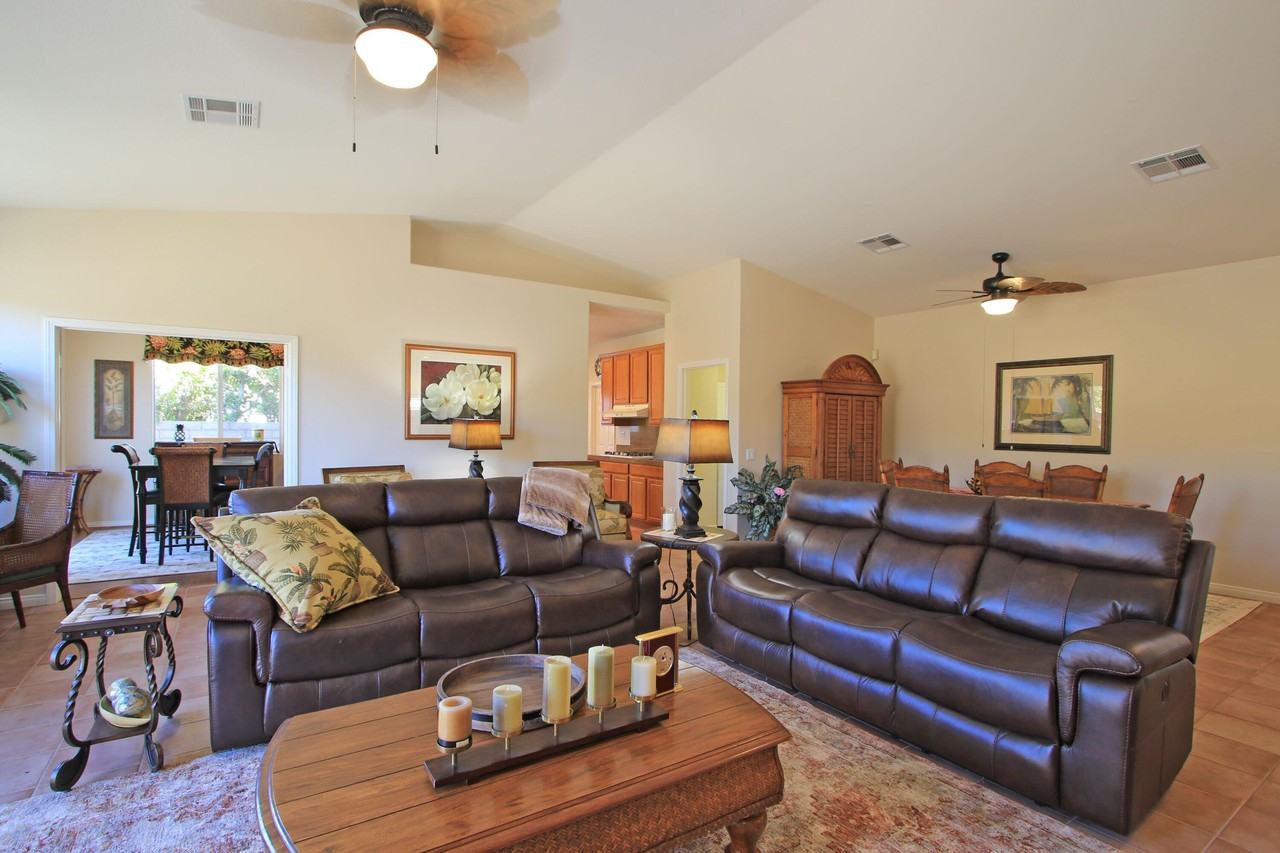 44441 Silver Canyon Ln - Photo 5 of 45