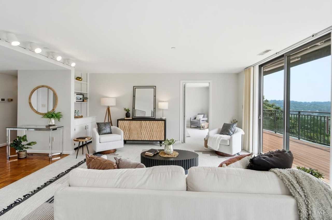415 Bond Pl #4C - Photo 6 of 50