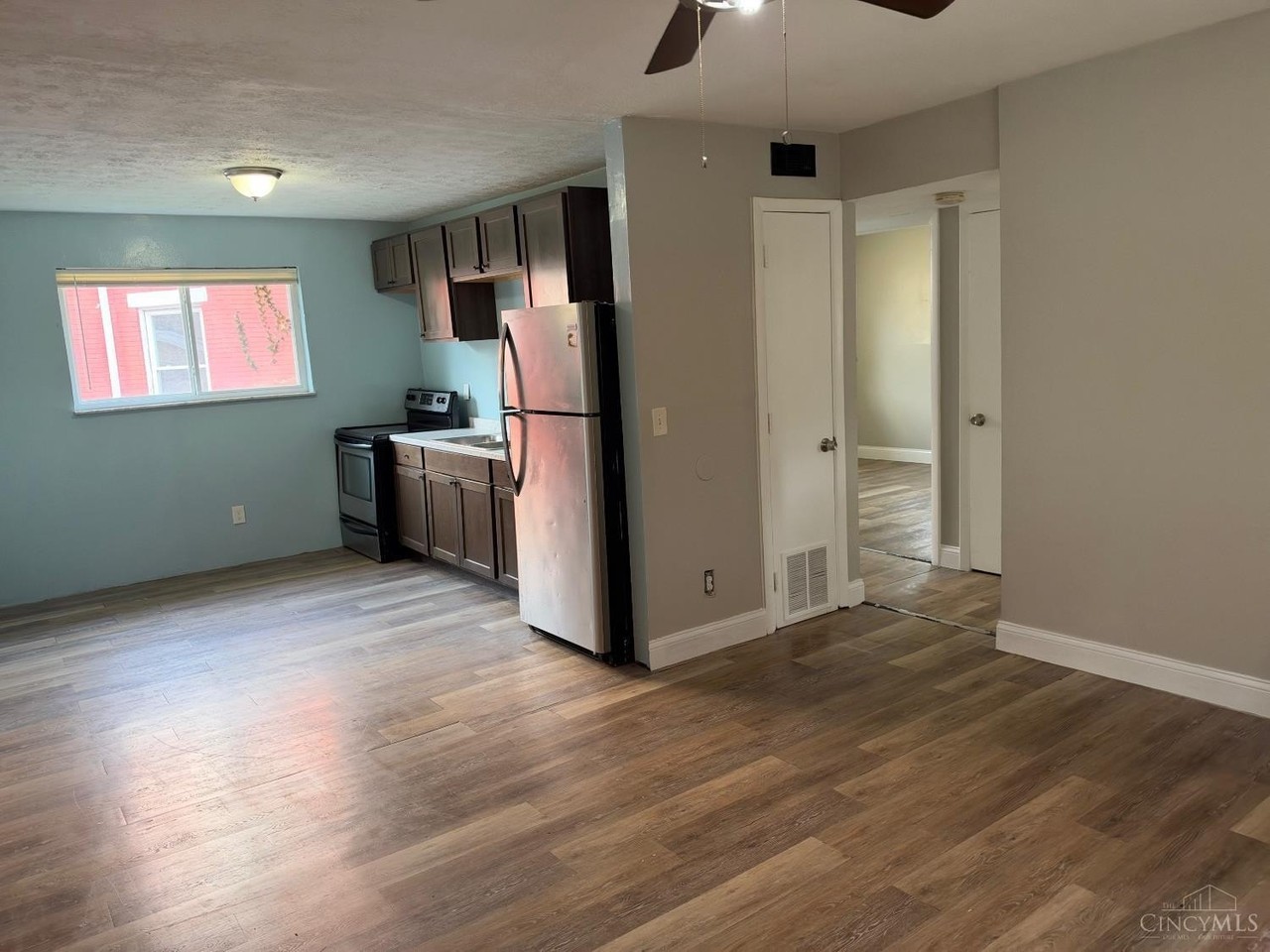 3553 Wilson Ave #2 - Photo 4 of 8