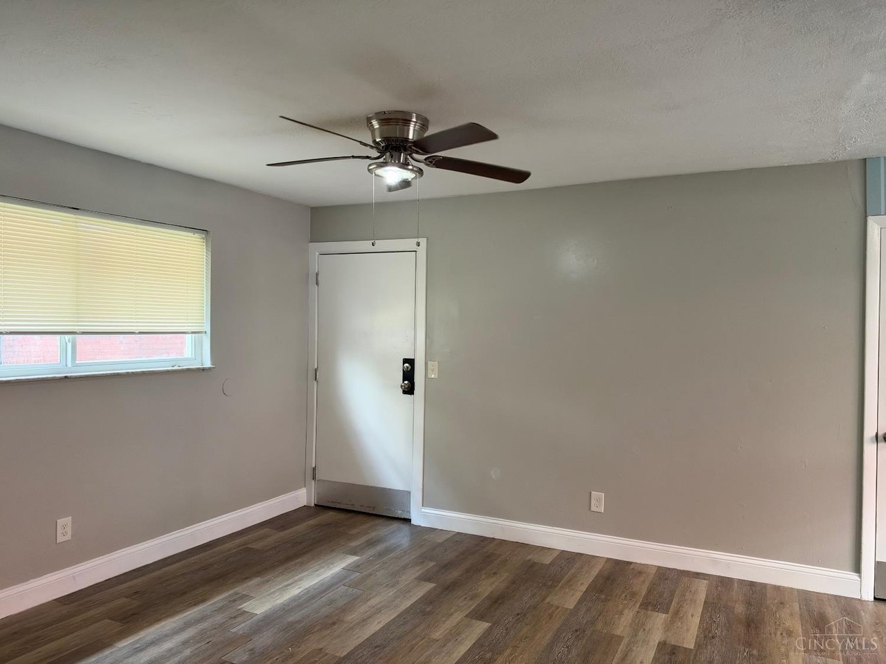3553 Wilson Ave #2 - Photo 5 of 8