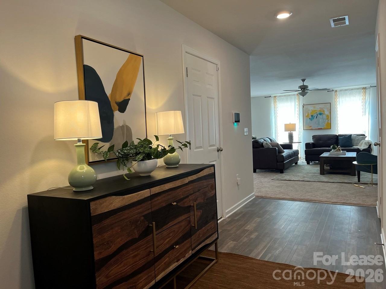 557 Belcaro Dr - Photo 3 of 30