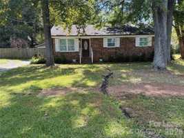 featured image of 117 Grover Moore Pl
