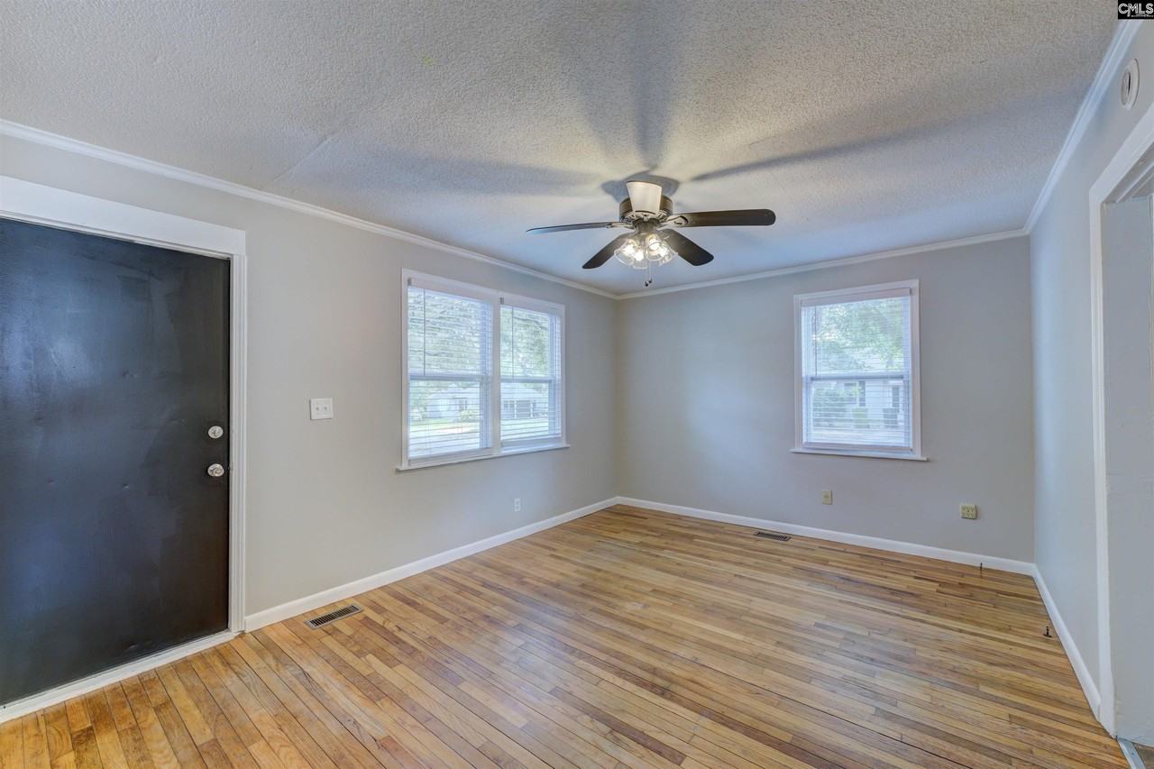 3819 Prentice Ave - Photo 4 of 17