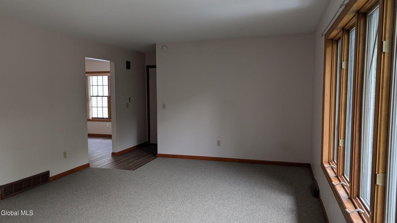 821 Salina St #823 - Photo 5 of 25