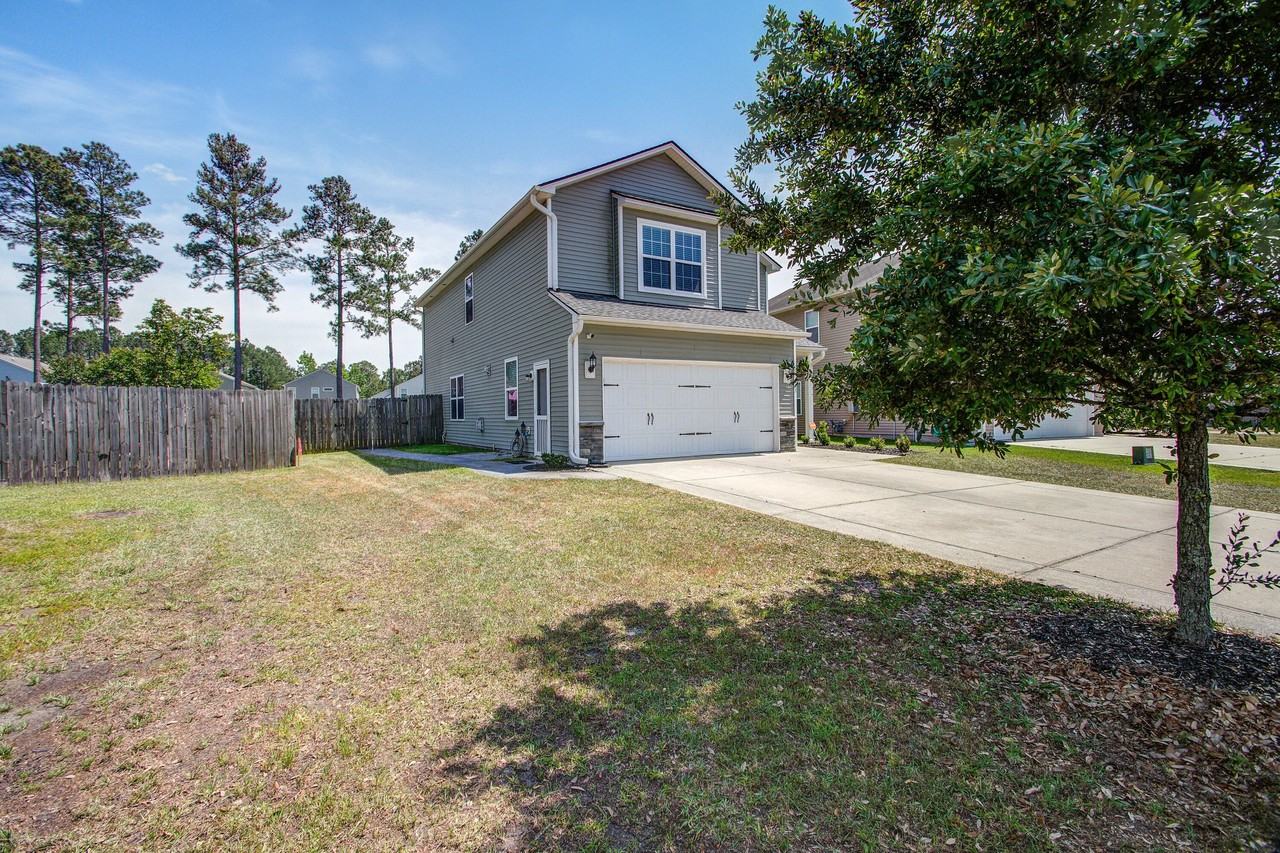 411 Ridgedale Rd - Photo 2 of 32