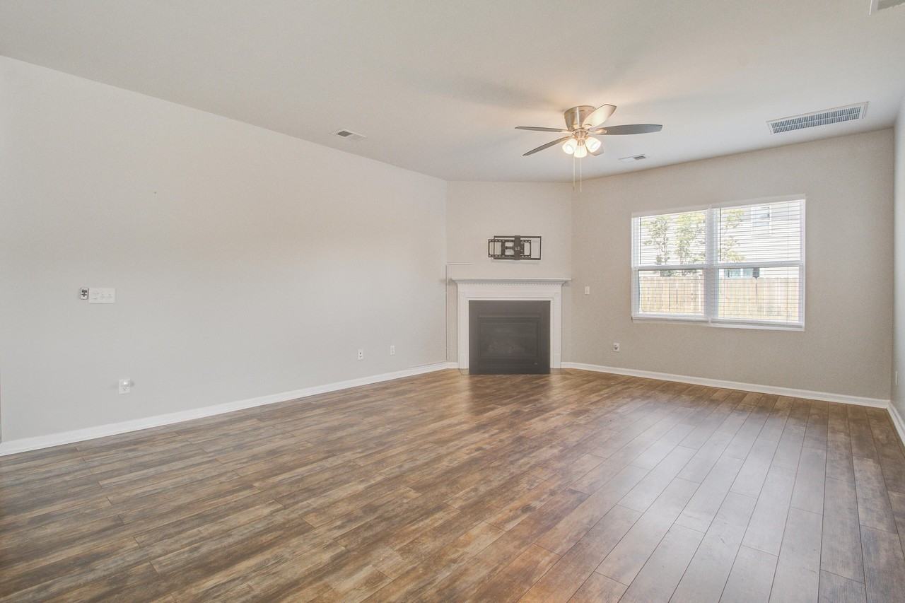411 Ridgedale Rd - Photo 7 of 32