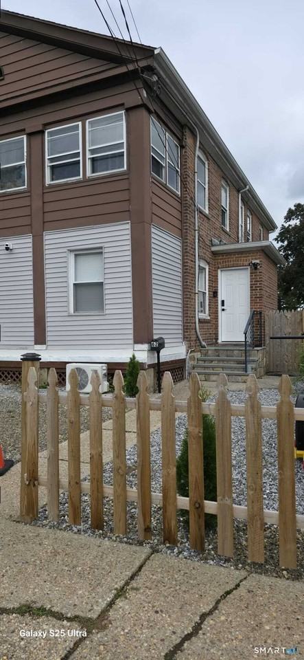 62 Colony St #1stFL - Photo 3 of 17