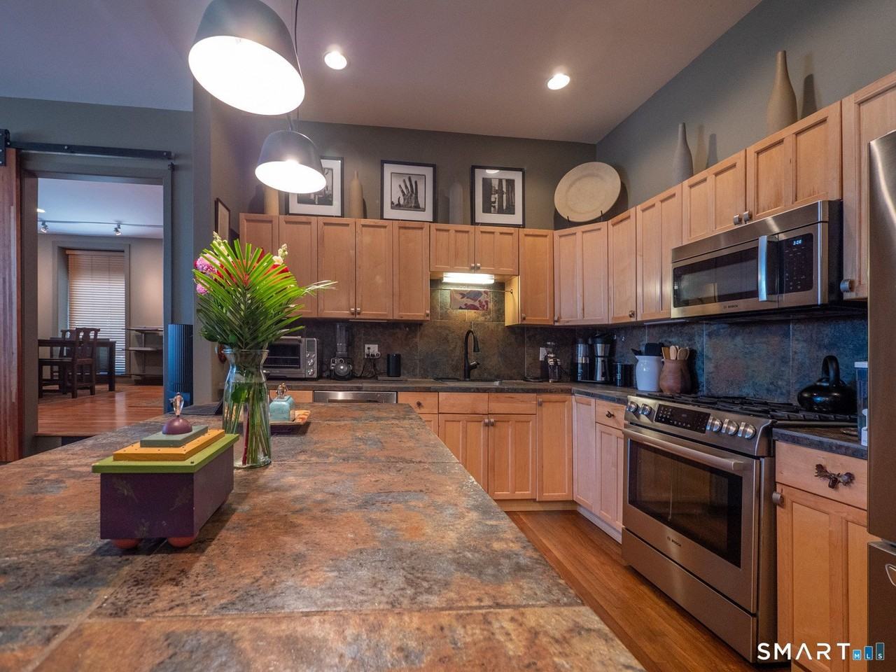 325 Lafayette St #9105 - Photo 4 of 40