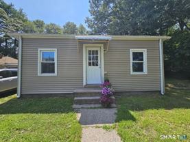 916 Middle St - Photo 1 of 1