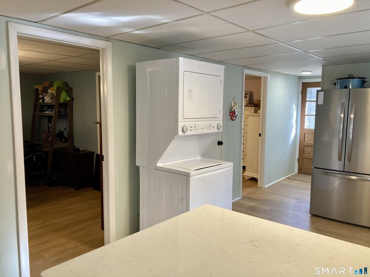 44 Liz Rd - Photo 4 of 15