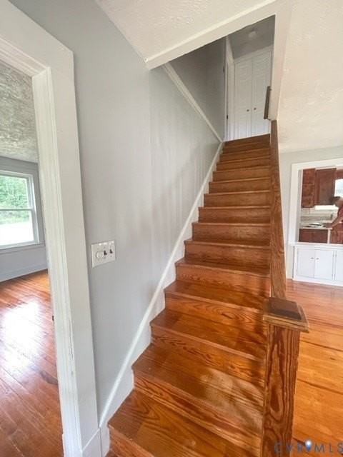 3380 River Rd W - Photo 4 of 16