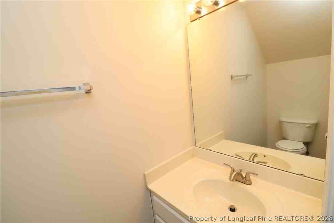 802 Sutter Gate Ln - Photo 3 of 32