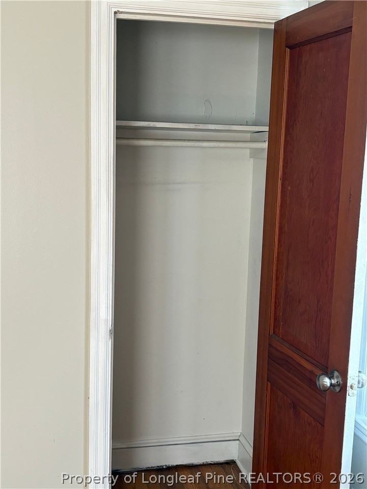 603 E 6th St - Photo 5 of 12