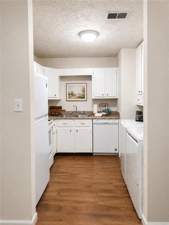 232 Rustwood Dr - Photo 2 of 6