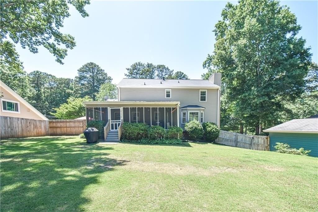 4571 Queen Anne Ct Se - Photo 4 of 50