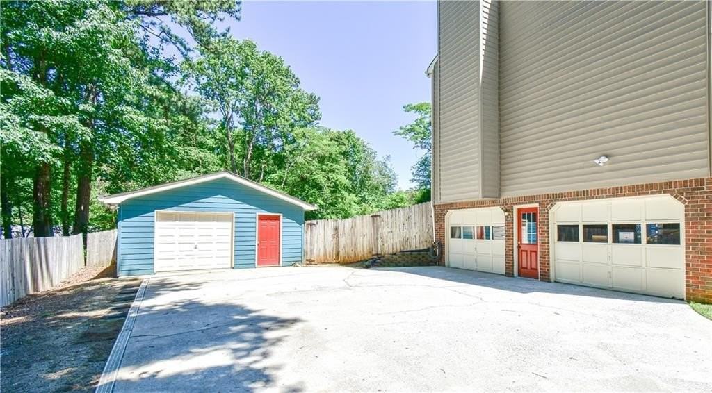 4571 Queen Anne Ct Se - Photo 6 of 50