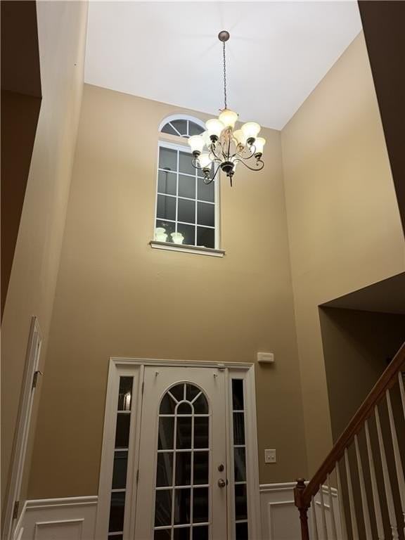 945 Tree Top Dr - Photo 2 of 10