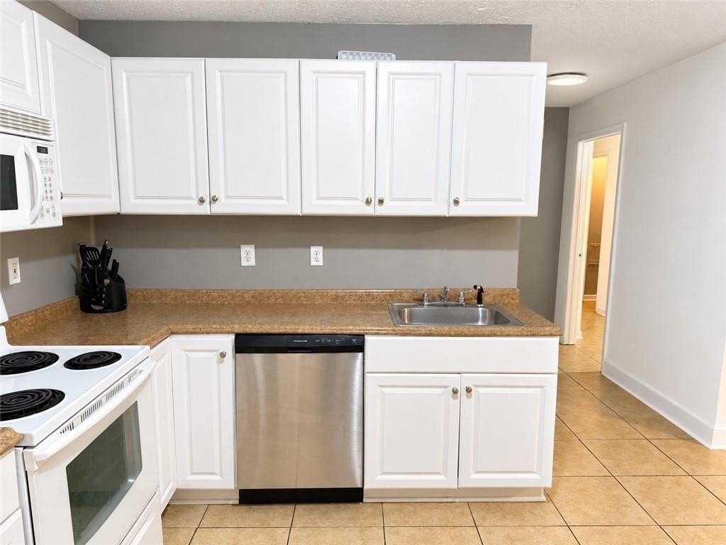 1447 Shiloh Way Nw #1 - Photo 3 of 14