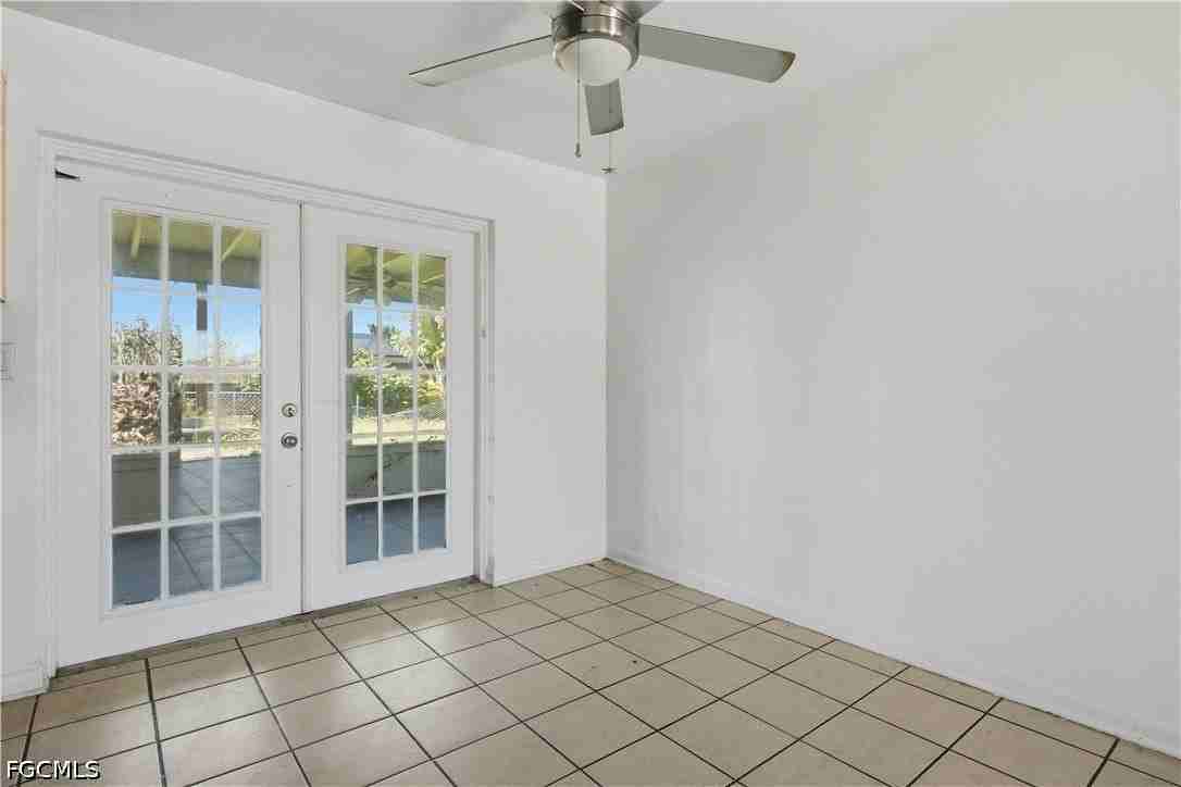 322 Ne 11th Pl - Photo 4 of 13