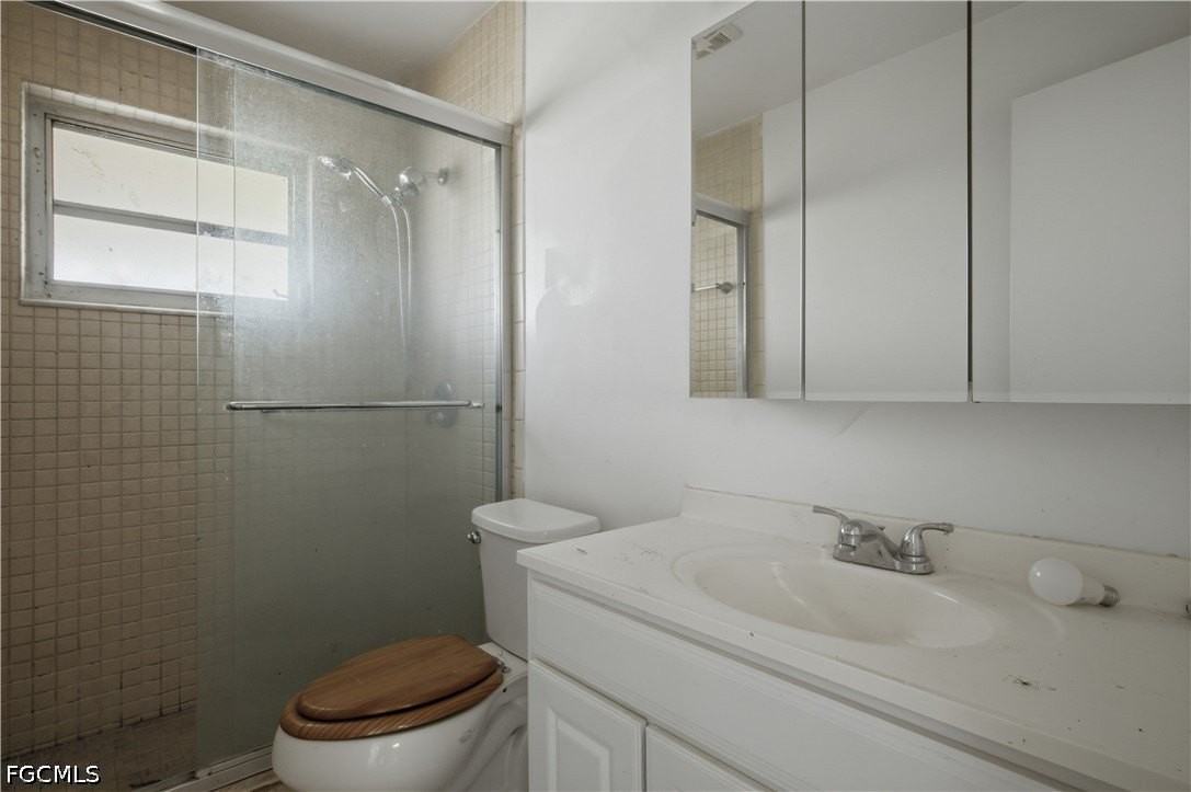 322 Ne 11th Pl - Photo 6 of 13