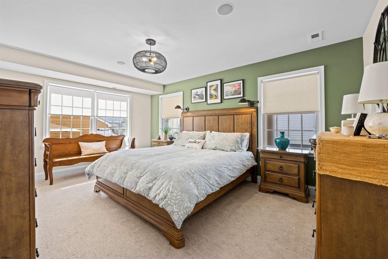 28 N Colgate Ave - Photo 6 of 50