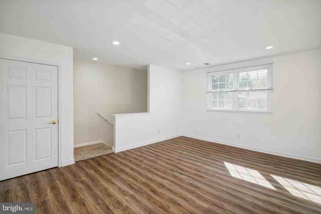 12 Forge Rd - Photo 4 of 23