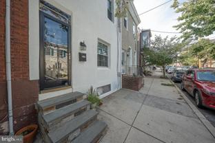 3621 Calumet St - Photo 1 of 1