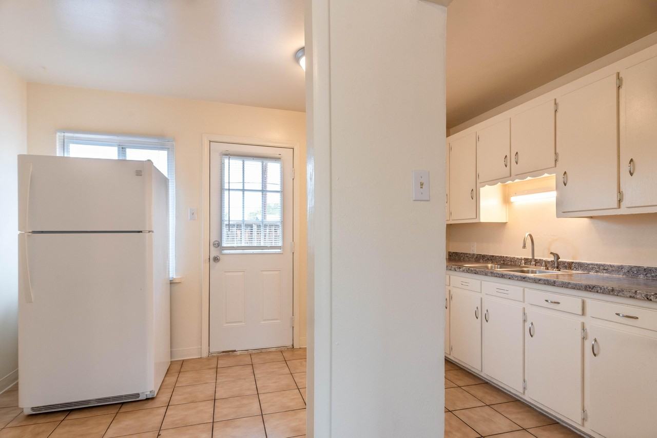 3501 Vail Ave Se #A - Photo 7 of 29